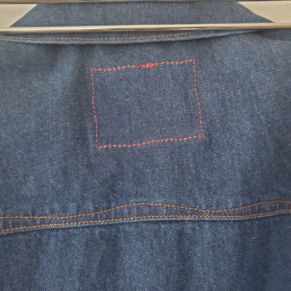 SOLD - NWOT! Levi's RED RARE Denin Jean Jacket - Picture 7 of 11